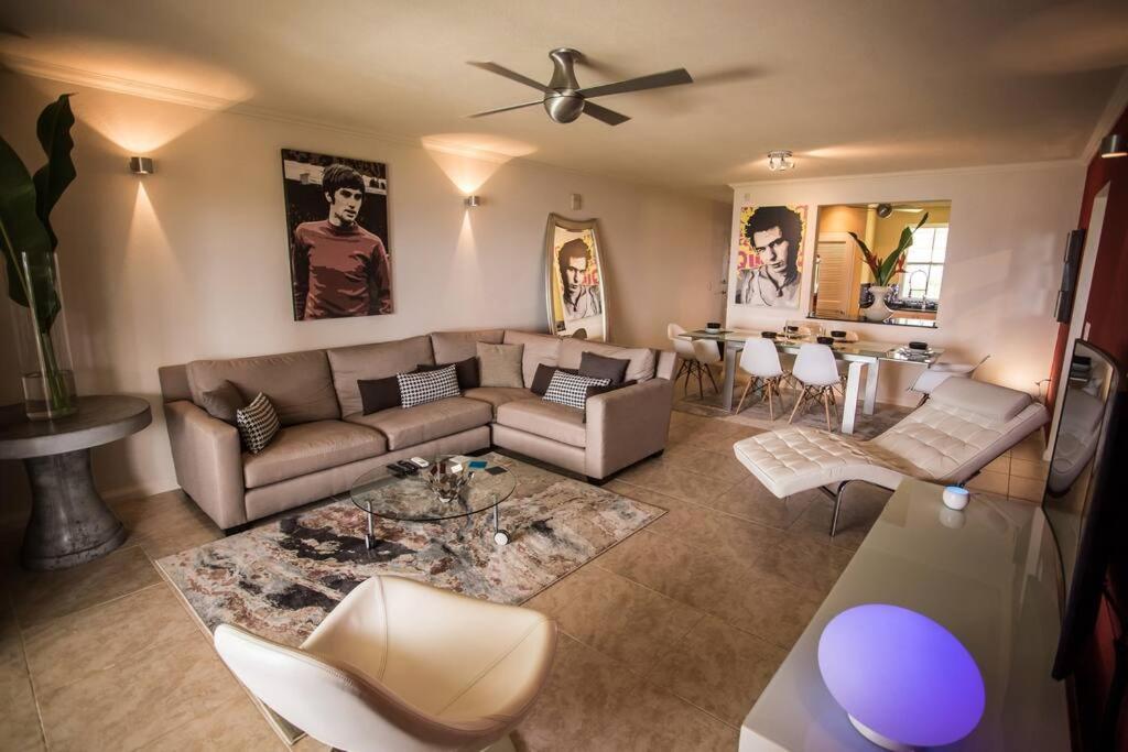 Designer Penthouse - Stunning Property With Amazing Views Saint James Exterior foto